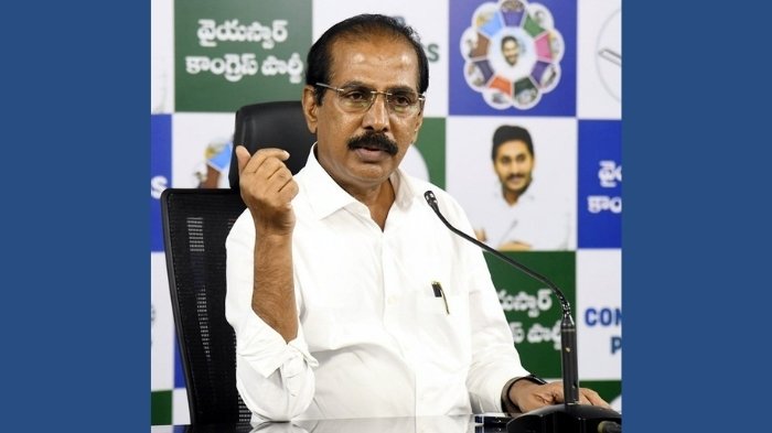 anagani slams ysrcp over viveka murder case